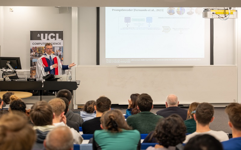 Tim Rocktäschel presenting during his Inaugural Lecture