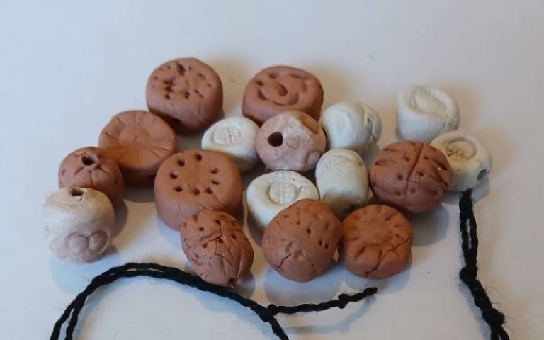 etched carnelian beads from the Petrie Museum